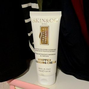 Whipped cleansing cream